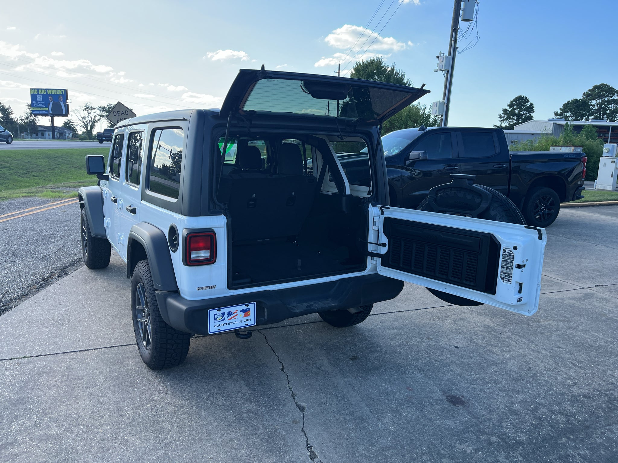2025 Jeep Wrangler 4-Door Sport S - Photo 13