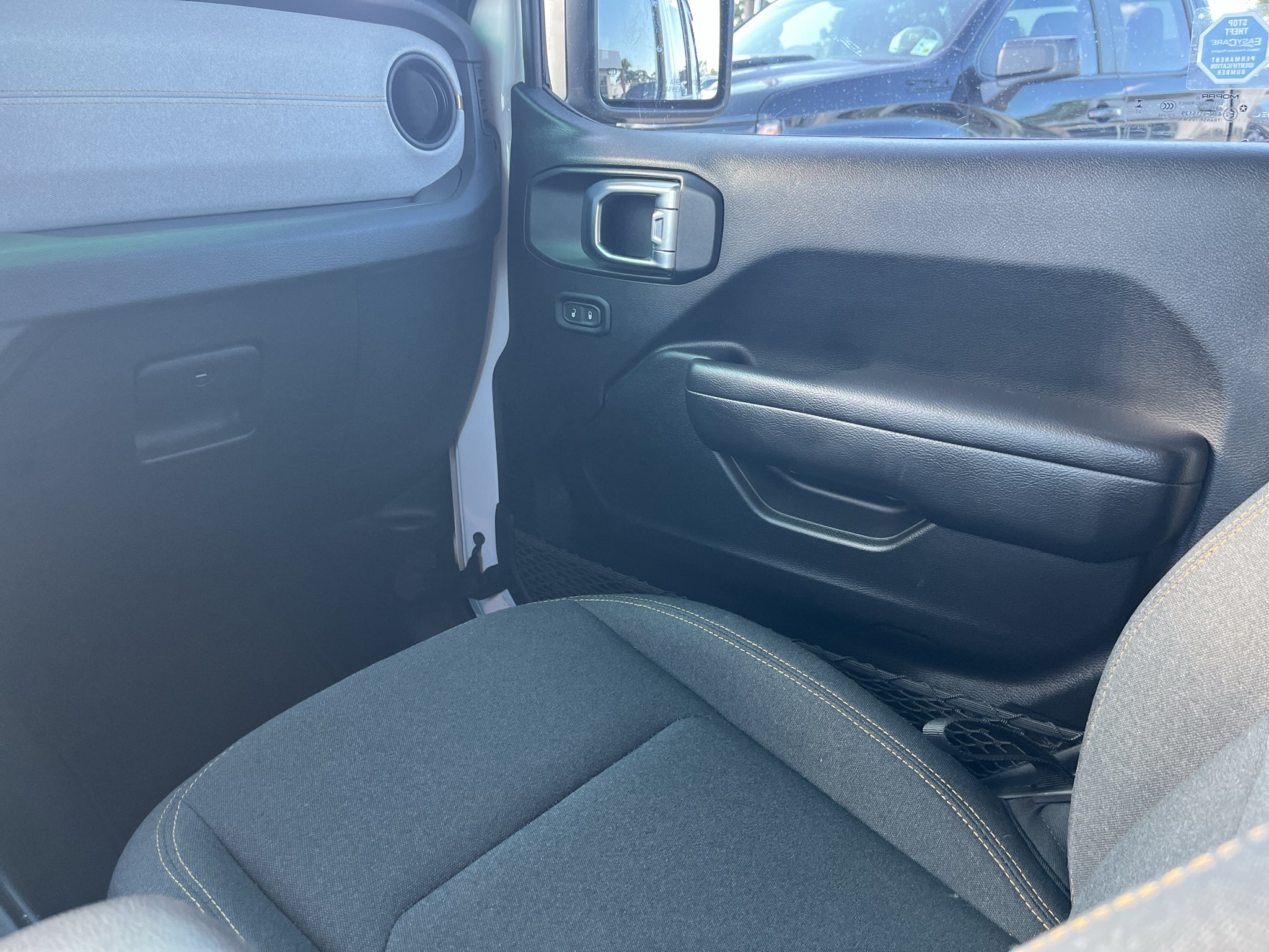 2025 Jeep Wrangler 4-Door Sport S - Photo 9