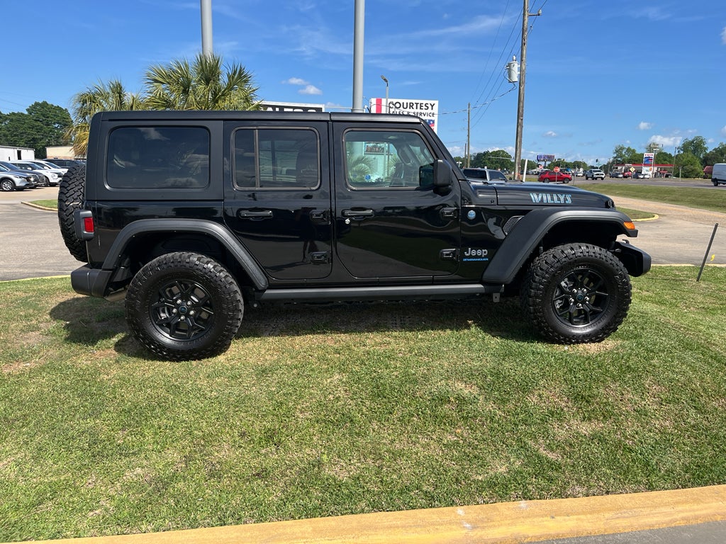 2025 Jeep Wrangler 4xe Willys