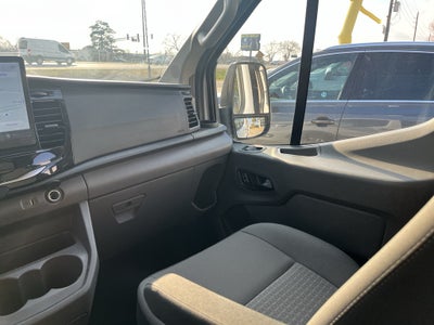 2023 Ford Transit Wagon XLT