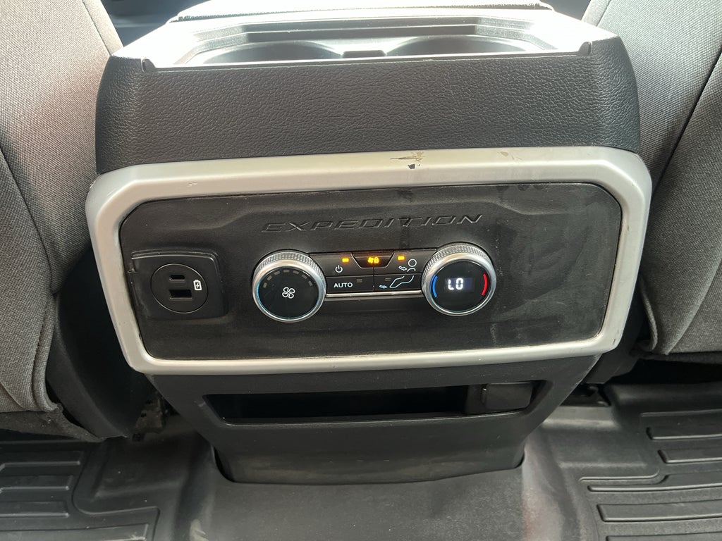 2022 Ford Expedition MAX XLT