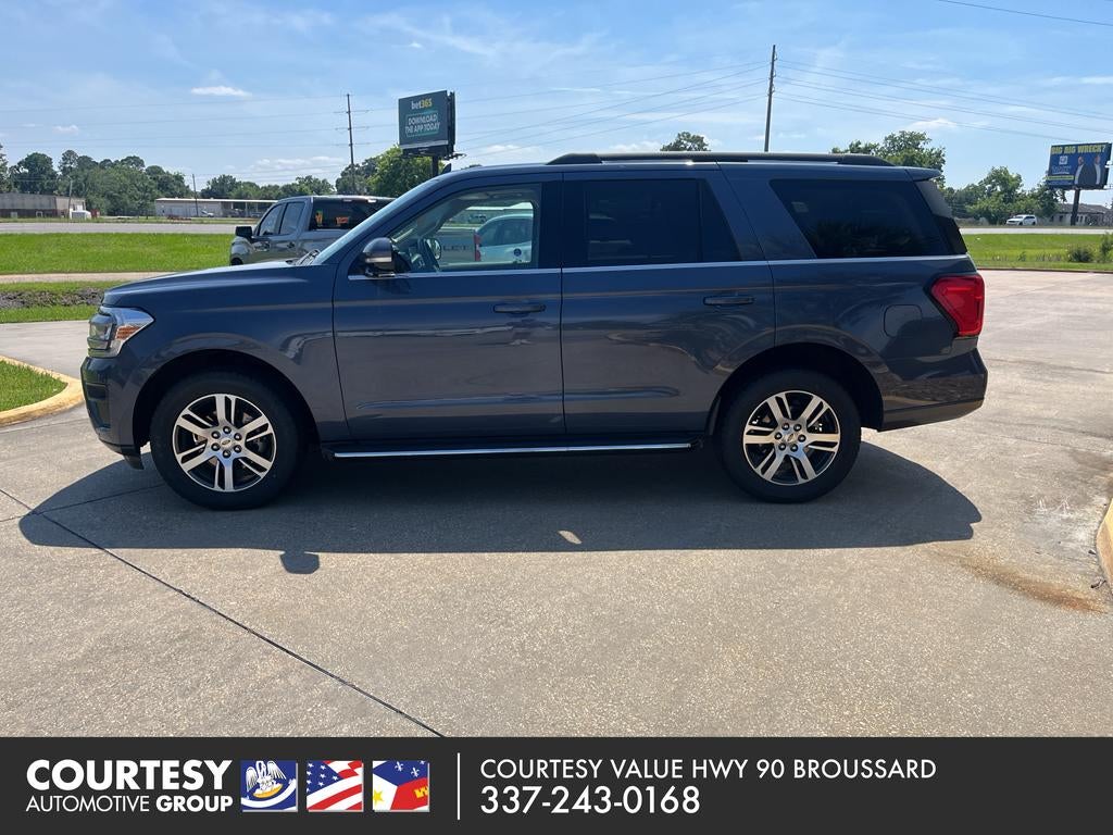 2022 Ford Expedition XLT's photo