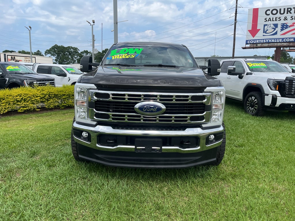 2025 Ford F-250 Super Duty XLT