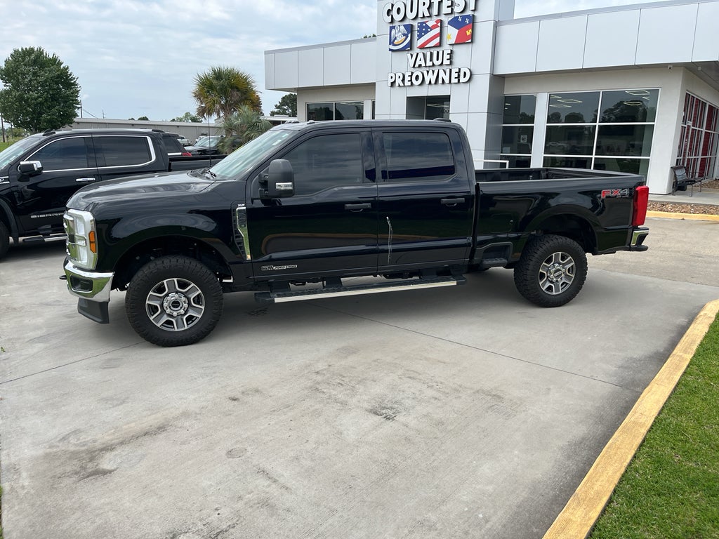 2025 Ford F-250 Super Duty XLT