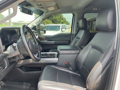 2025 Ford F-250 Super Duty LARIAT