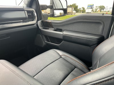 2025 Ford F-250 Super Duty LARIAT