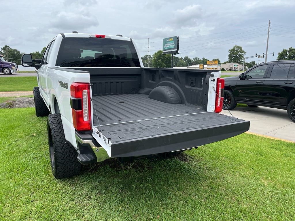 2025 Ford F-250 Super Duty LARIAT