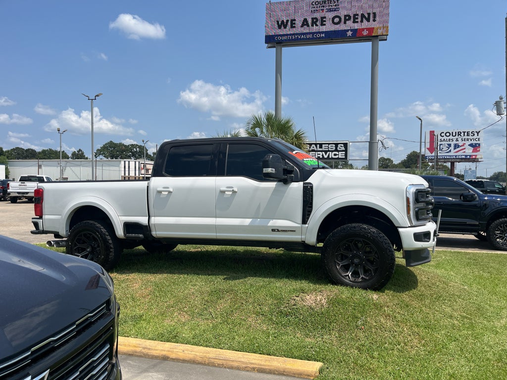 2026 Ford F-250 Super Duty Platinum
