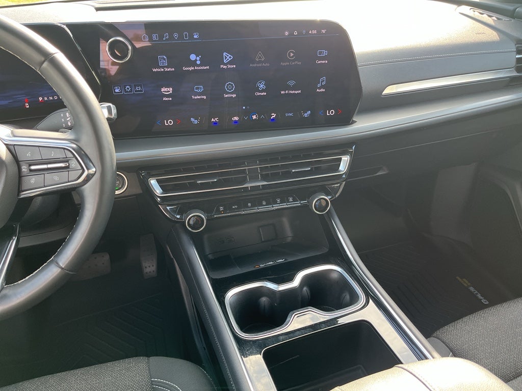 2025 Chevrolet Traverse FWD LT