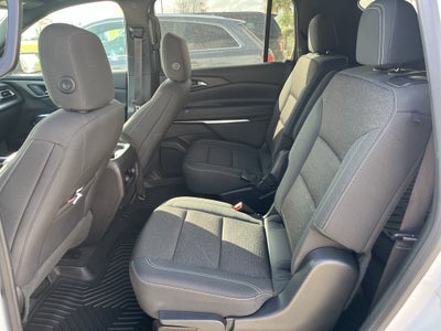 2025 Chevrolet Traverse FWD LT