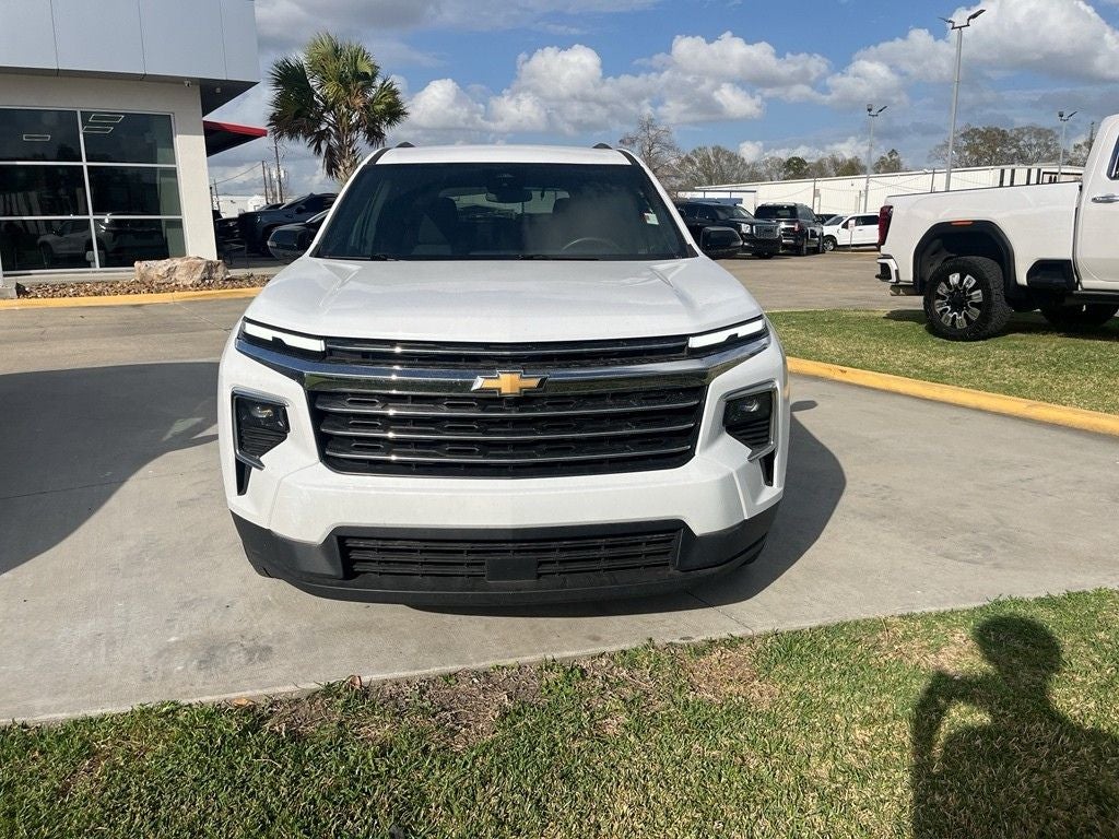 2025 Chevrolet Traverse FWD LT