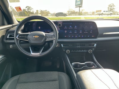 2025 Chevrolet Traverse FWD LT