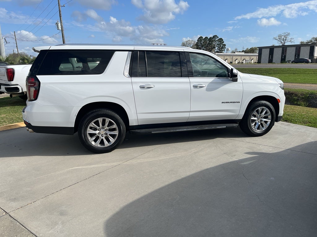 2023 Chevrolet Suburban Premier