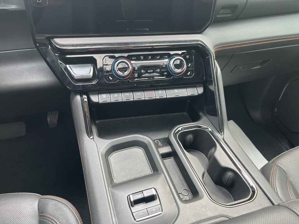 2024 GMC Sierra 2500 AT4