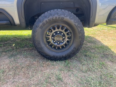 2024 GMC Sierra 2500 AT4X