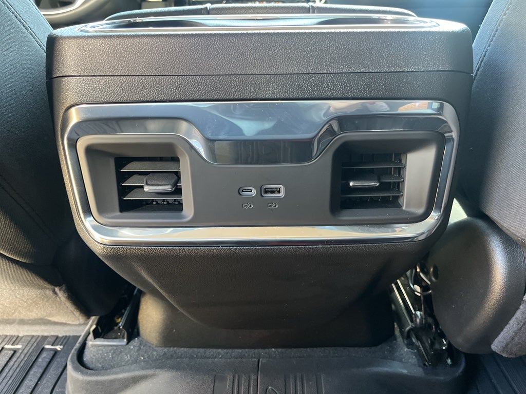 2024 GMC Sierra Elevation