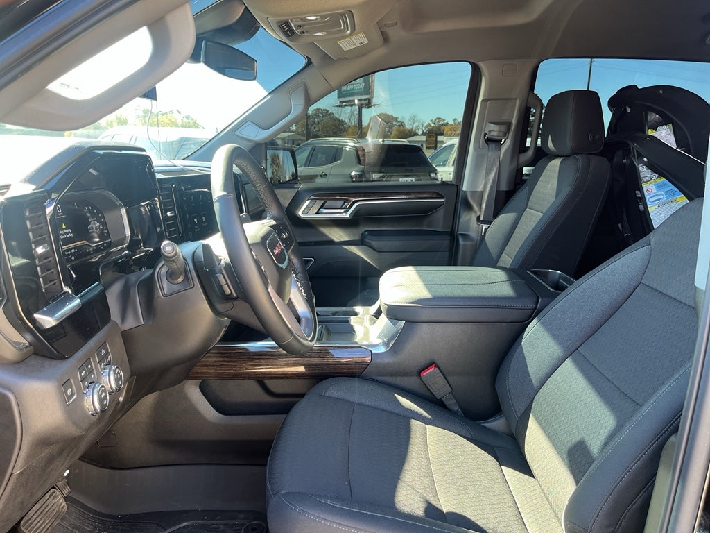 2024 GMC Sierra Elevation