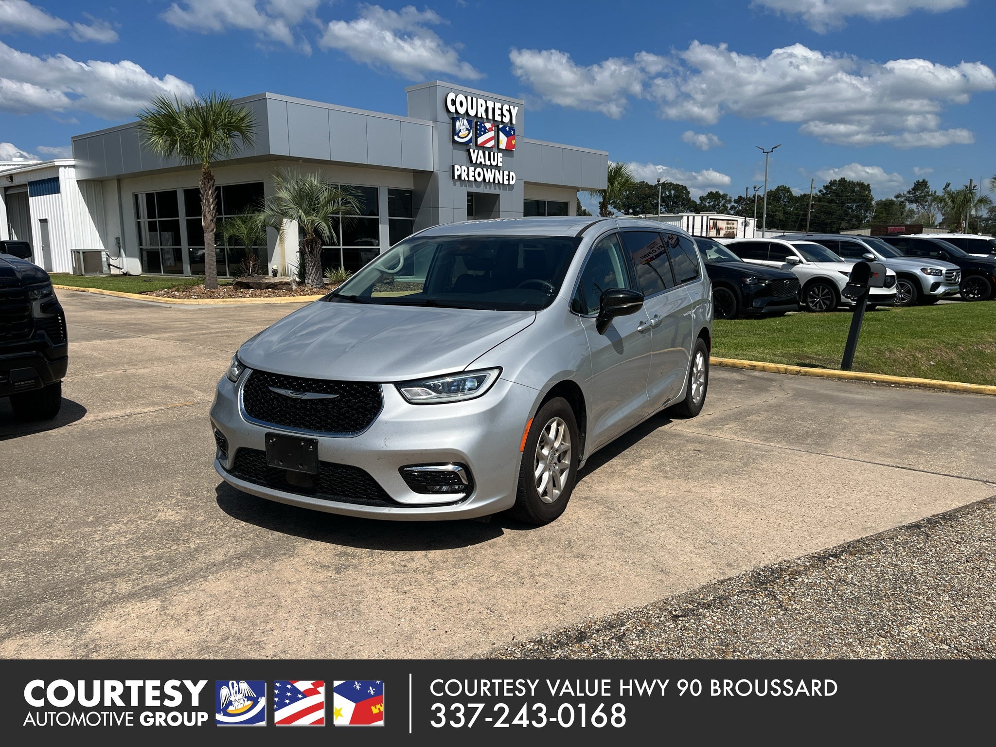2024 Chrysler Pacifica Touring L
