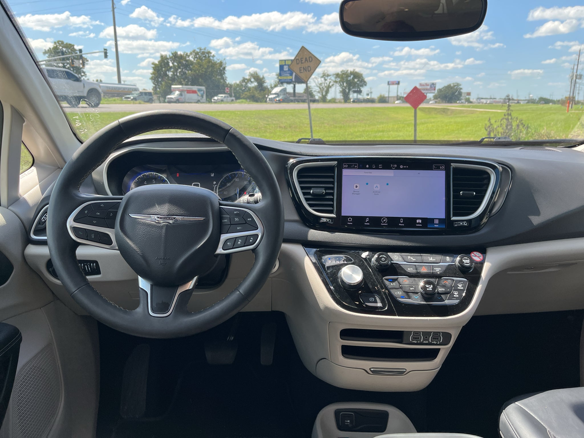 2024 Chrysler Pacifica Touring L