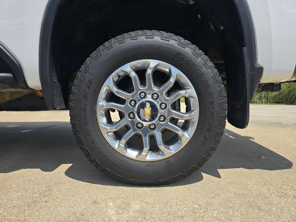 2025 Chevrolet Silverado LTZ