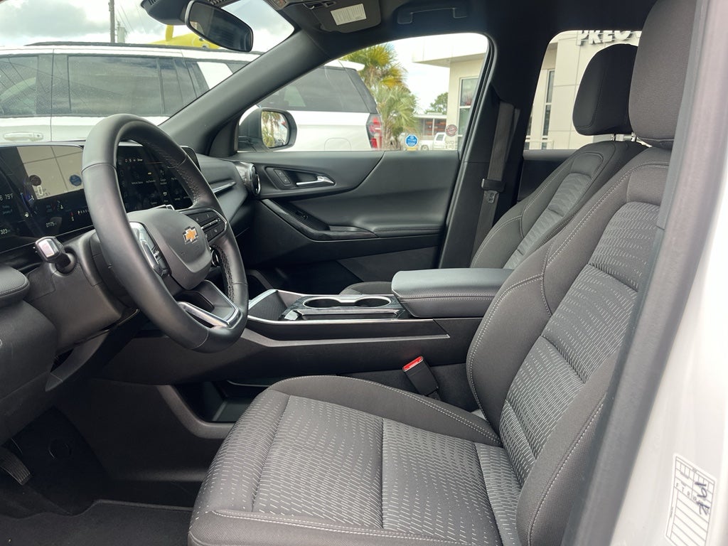 2025 Chevrolet Equinox FWD LT