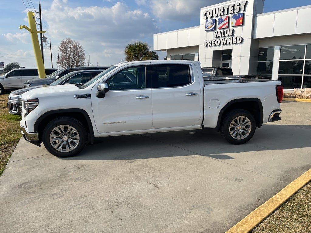 2024 GMC Sierra SLT