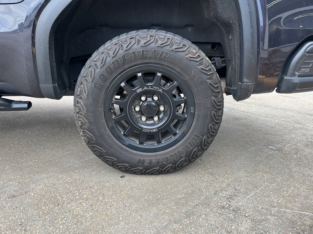 2023 GMC Sierra AT4X