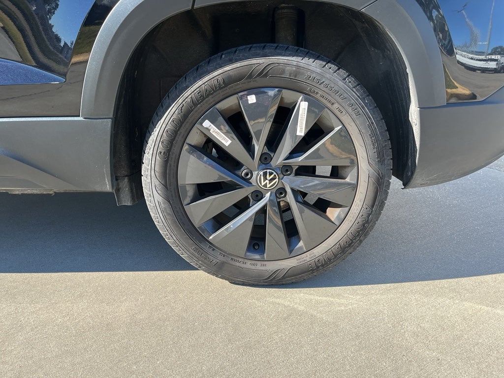 2024 Volkswagen Taos S