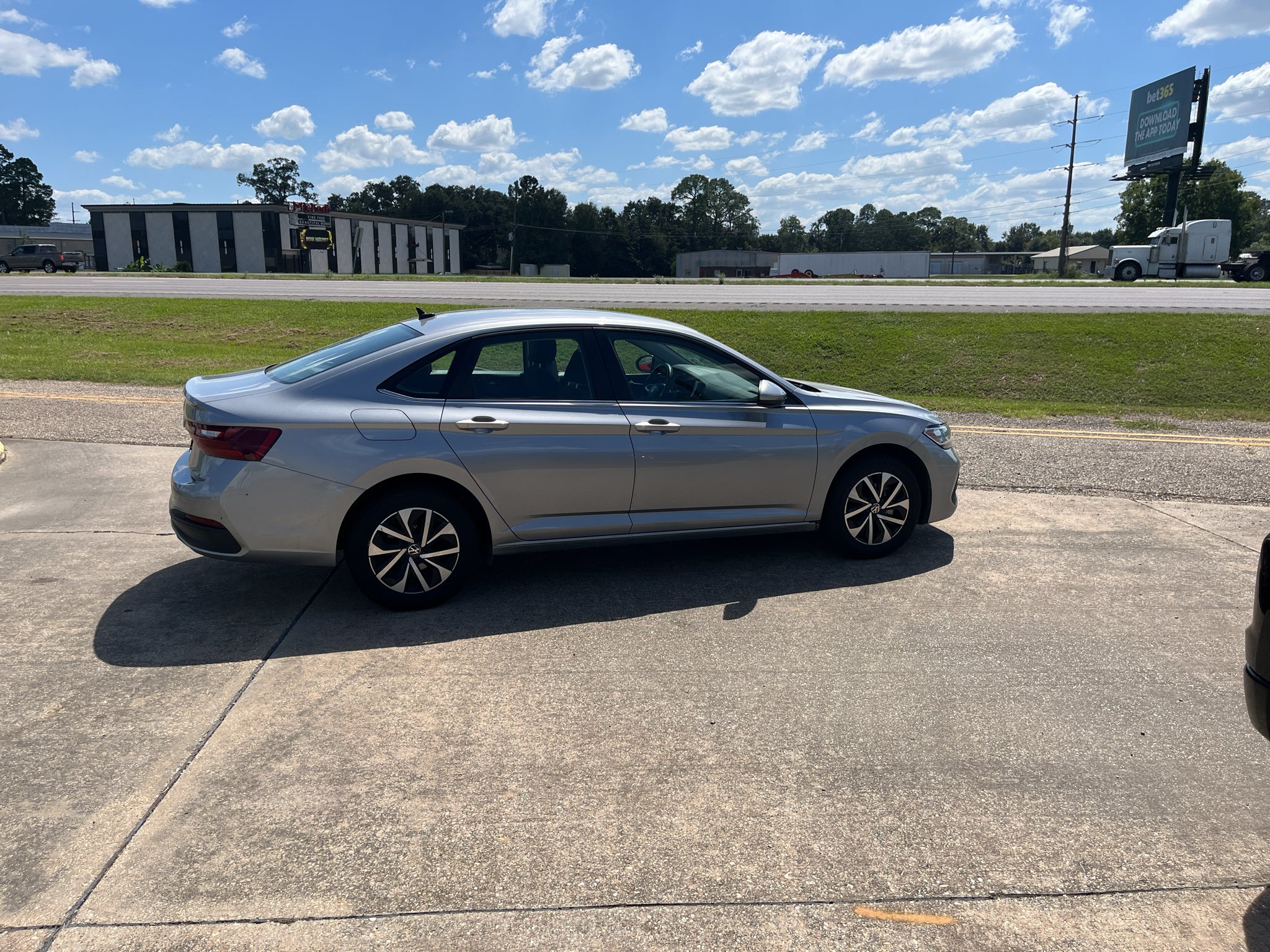 2024 Volkswagen Jetta S