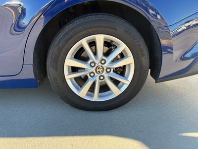 2025 Toyota Camry Hybrid LE