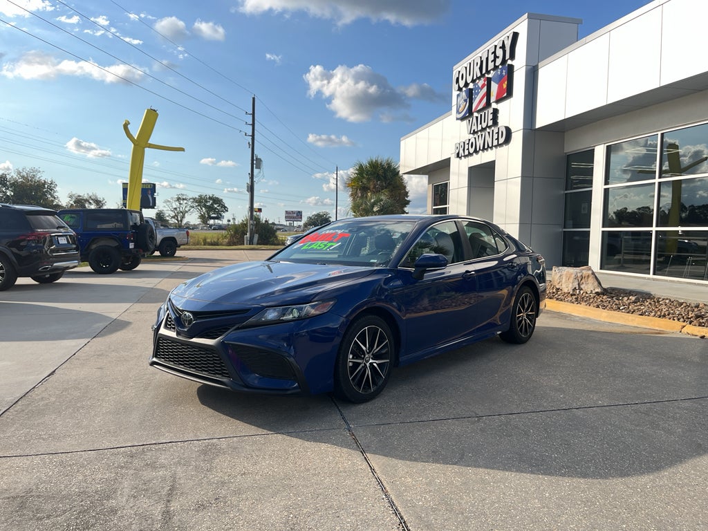 2024 Toyota Camry SE