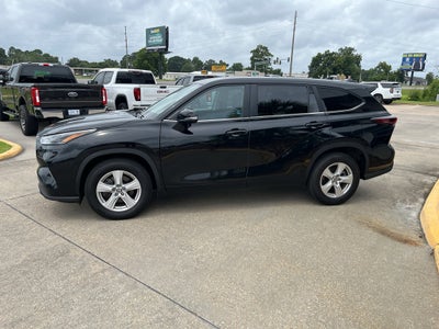 2025 Toyota Highlander LE