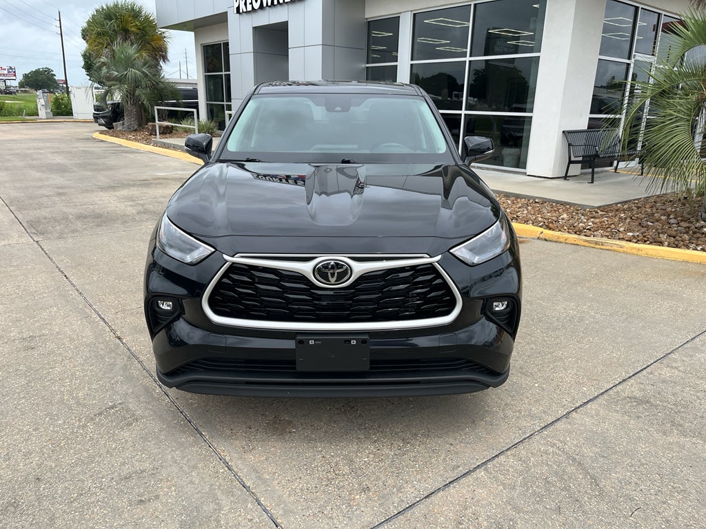 2025 Toyota Highlander LE