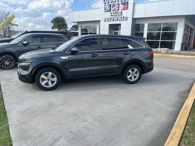 2022 Kia Sorento LX
