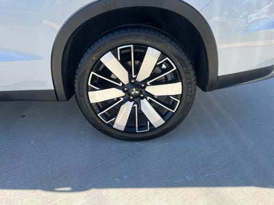 2025 Mitsubishi Outlander Base