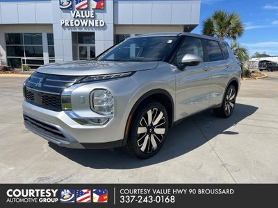 2025 Mitsubishi Outlander Base