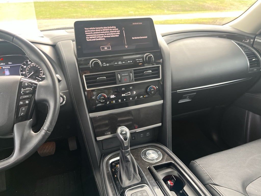 2024 INFINITI QX80 LUXE