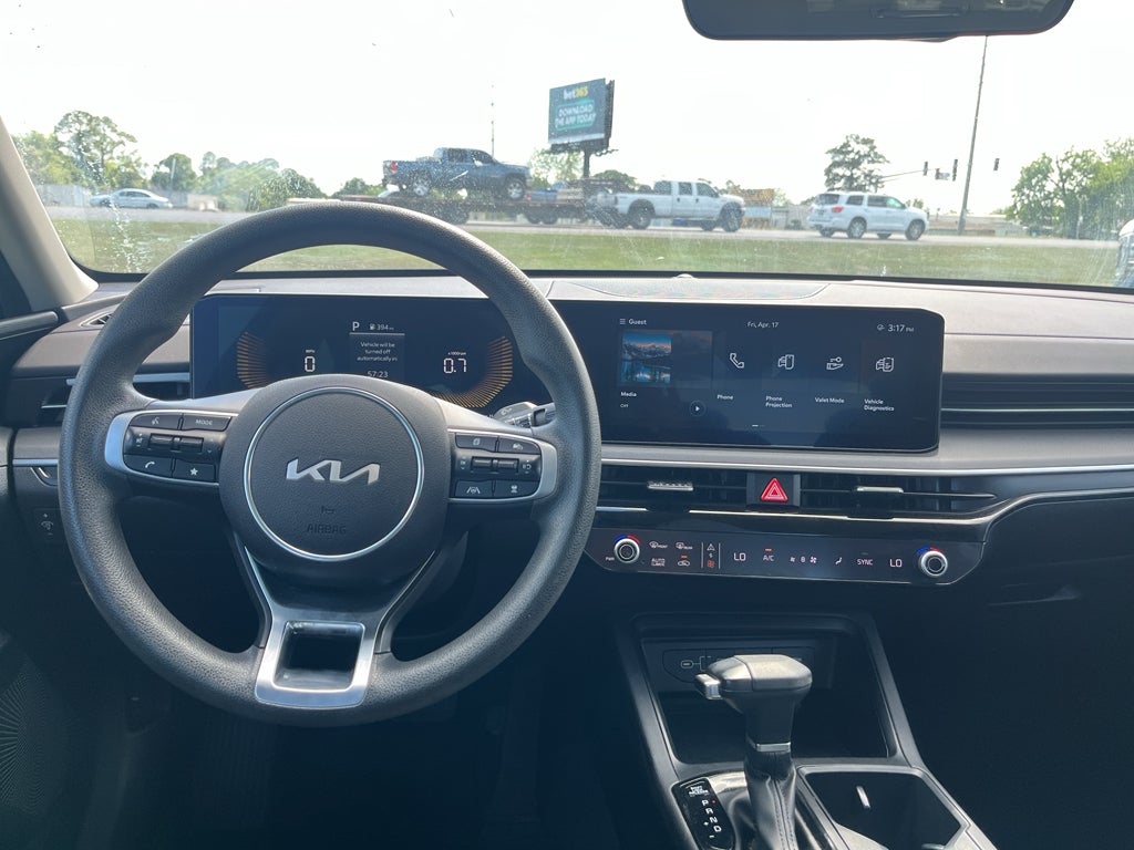 2025 Kia K5 LXS