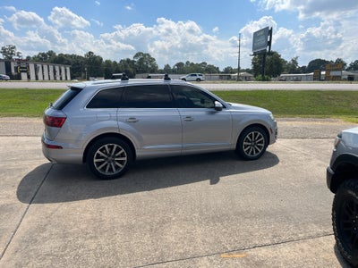 2019 Audi Q7 Premium Plus