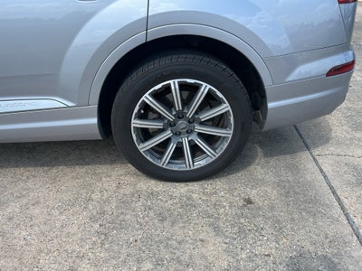 2019 Audi Q7 Premium Plus