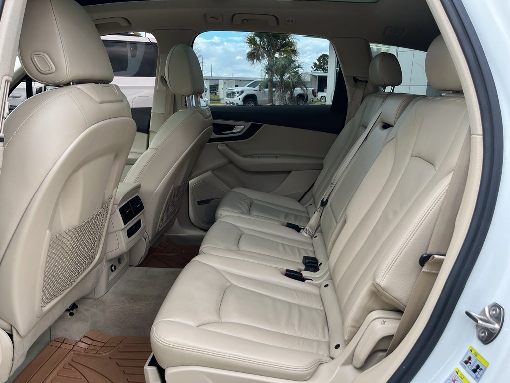 2019 Audi Q7 Premium Plus