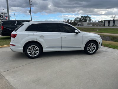 2019 Audi Q7 Premium Plus