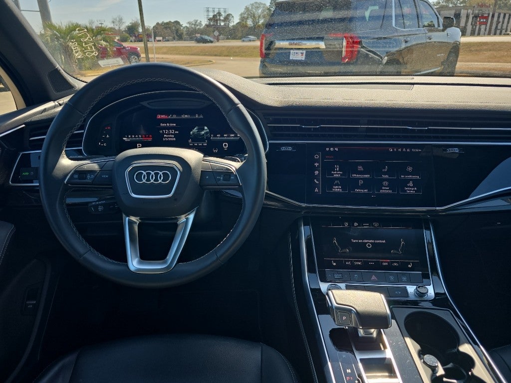 2025 Audi Q7 Premium Plus