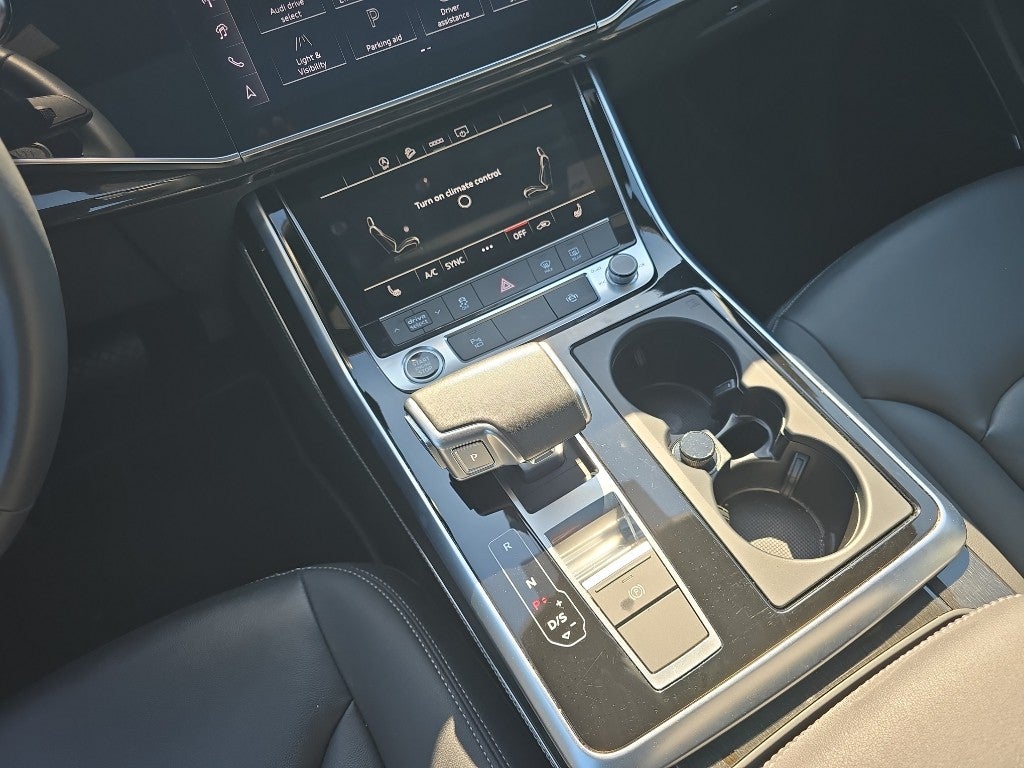 2025 Audi Q7 Premium Plus