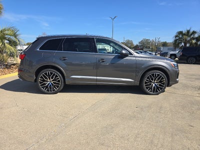 2025 Audi Q7 Premium Plus