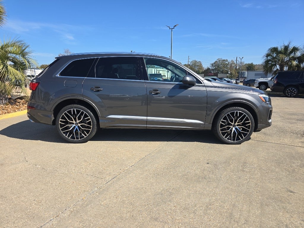 2025 Audi Q7 Premium Plus